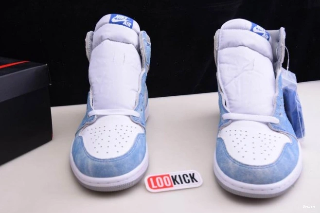 Bmlin Shoes 555088-402 Royal High Retro OG Hyper Jordan 1 0713